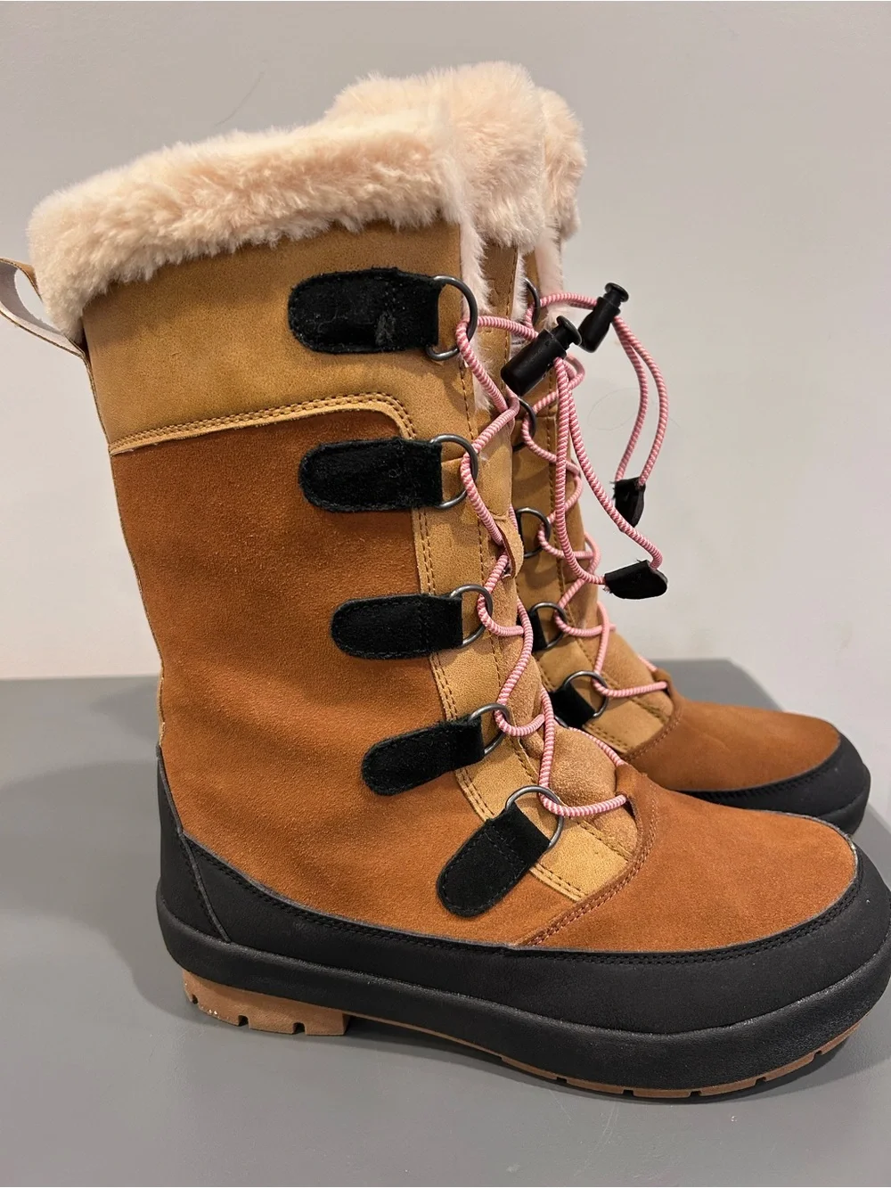 Girls size 5 Tan Suede Faux-Fur Winter Boot All in Motion